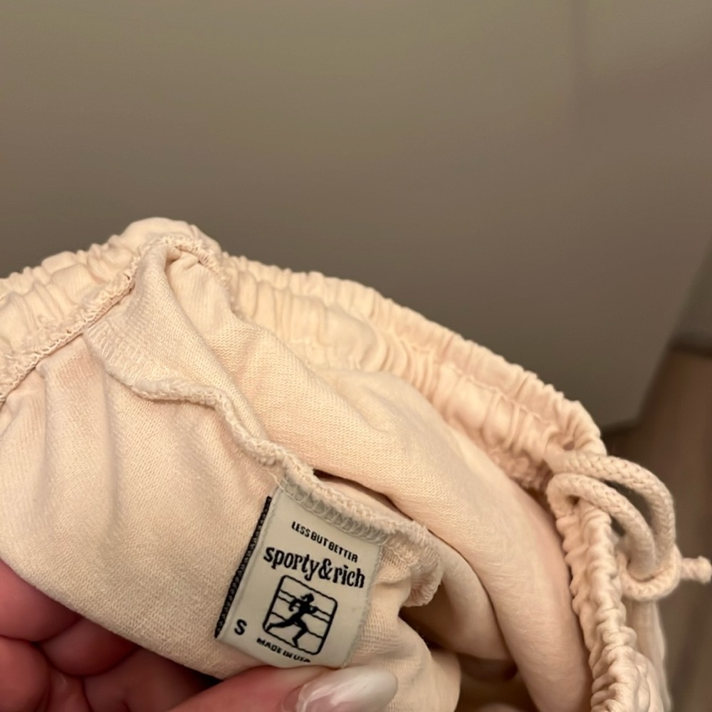 Sporty & Rich Crème/Pink WELLNESS Shorts Small
